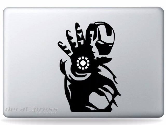 rang trí chiếc Macbook của bạn bằng những sticker