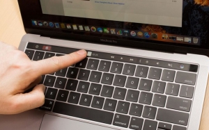 Macbook pro 15 inch cũ chính hãng