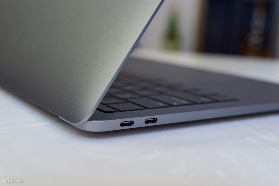 Vì sao Macbook Retina Pro vẫn được đánh giá cao hơn Surface Laptop ? - ảnh 4