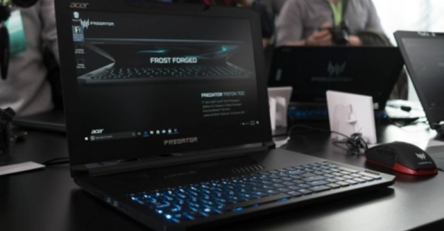 Macbook Pro TouchBar cũ