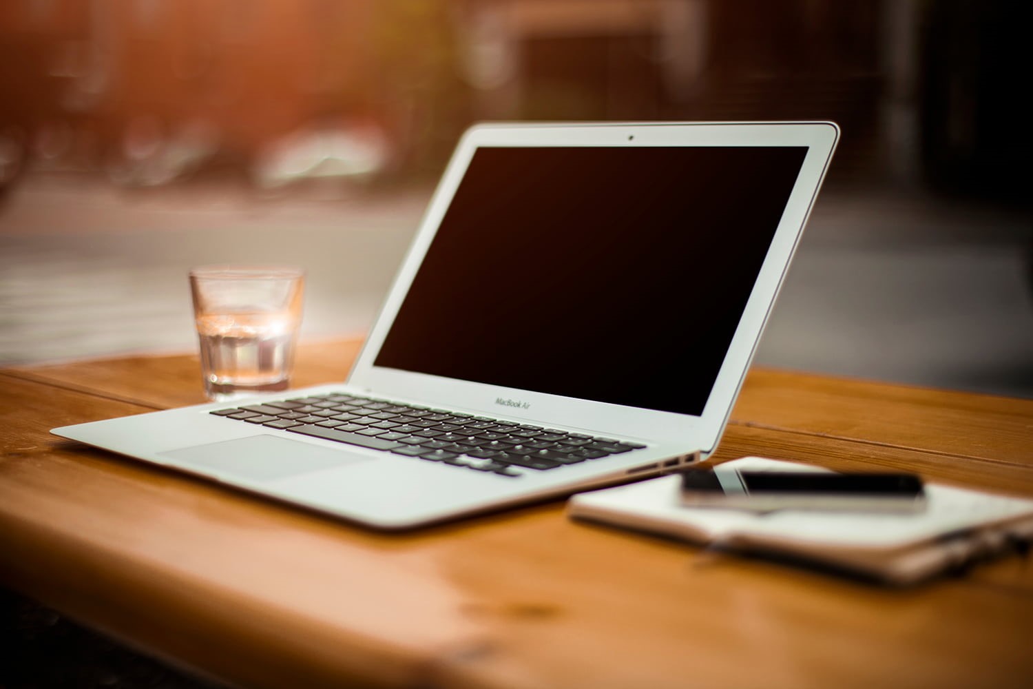 Macbook-Air-cu