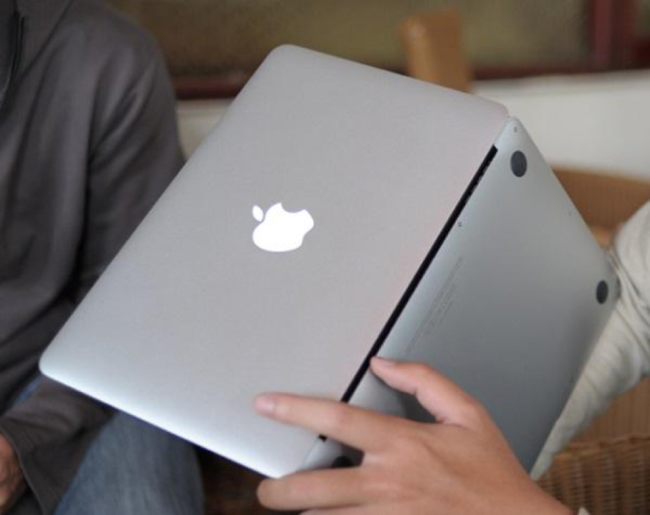 macbook-17-inch-cu