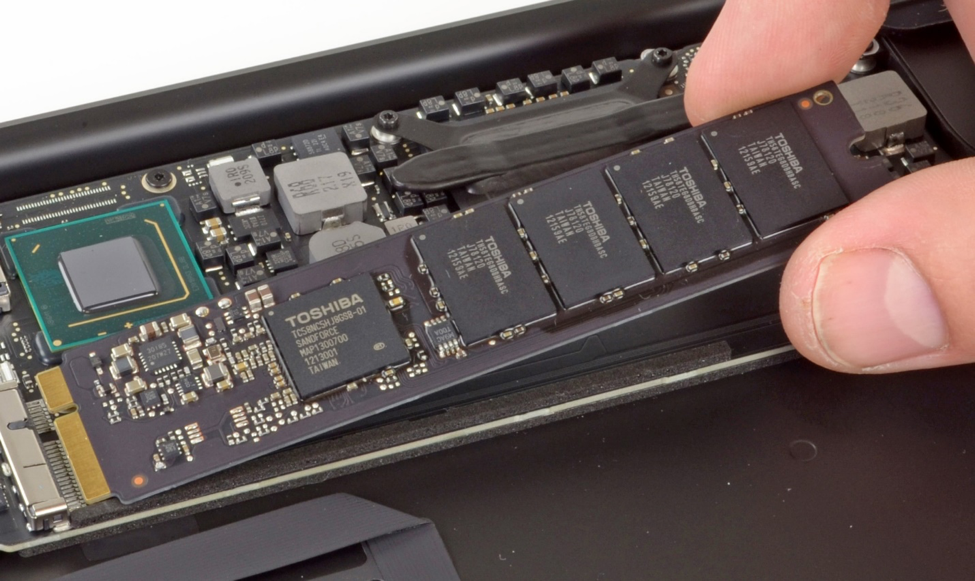 Macbook-15-inch-cu