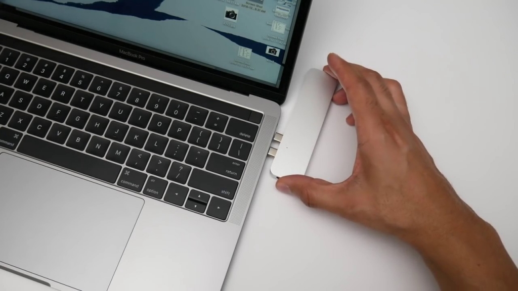 Cáp chuyển HyperDrive 7 in 2 Type-C to HDMI/USB-C/USB 3.1/SD/TF ( GN28B) - ảnh 6