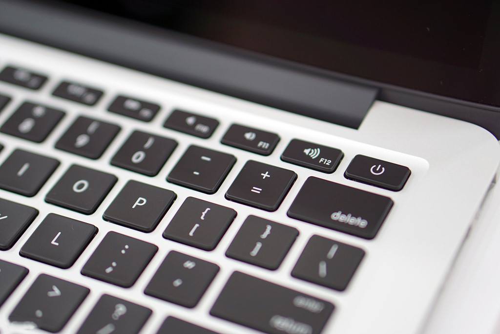 Macbook Pro Retina 13 inch 2015 MF839 Core i5 128GB 8Gb RAM Like new - ảnh 3
