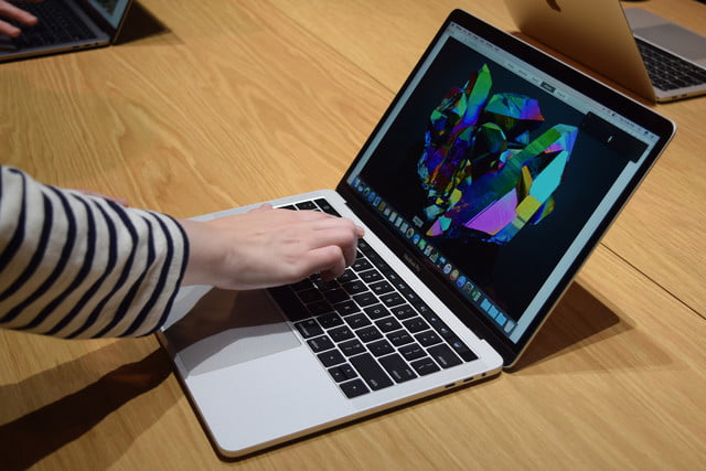 Macbook-Retina-cu-gia-tot-1