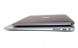 So sánh Macbook Pro với Macbook Air, bạn nên lựa chọn dòng nào phù hợp hơn - ảnh 2