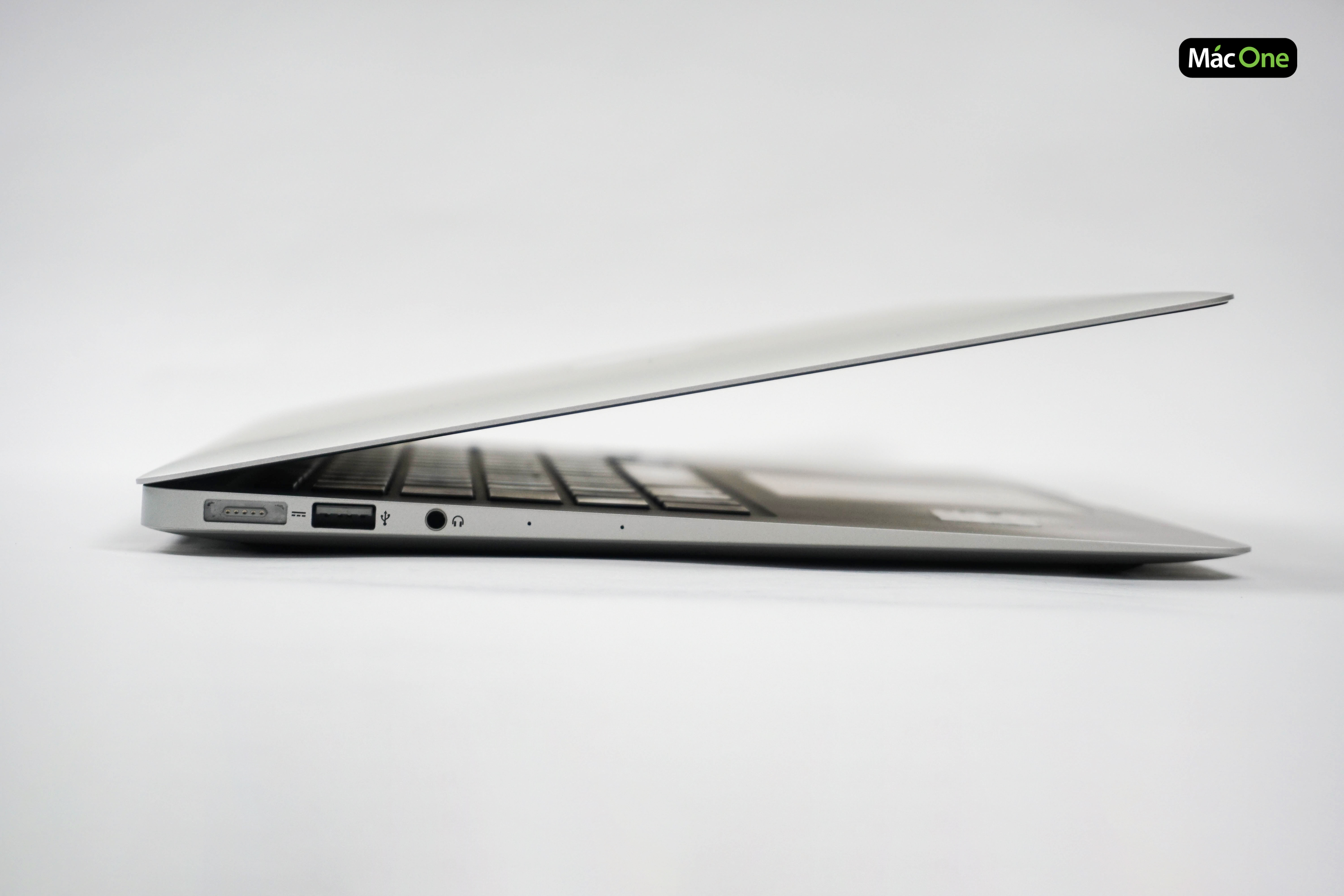 Đánh giá Macbook Air 2017: Lý do vì sao vẫn rất hot.