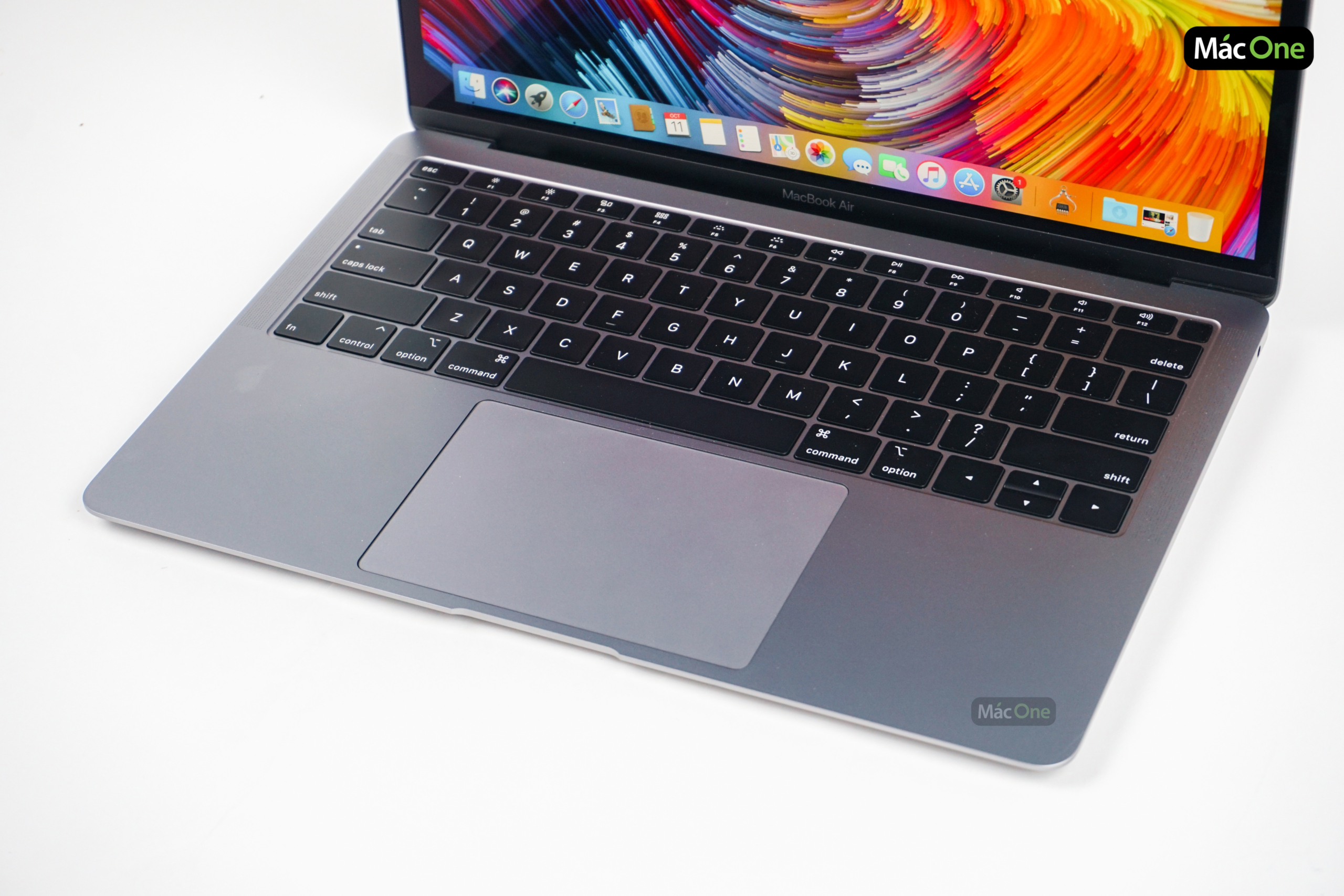 ĐÁNH GIÁ MACBOOK AIR 2019 MỘT CÁCH KHẮT KHE NHẤT! - ảnh 5