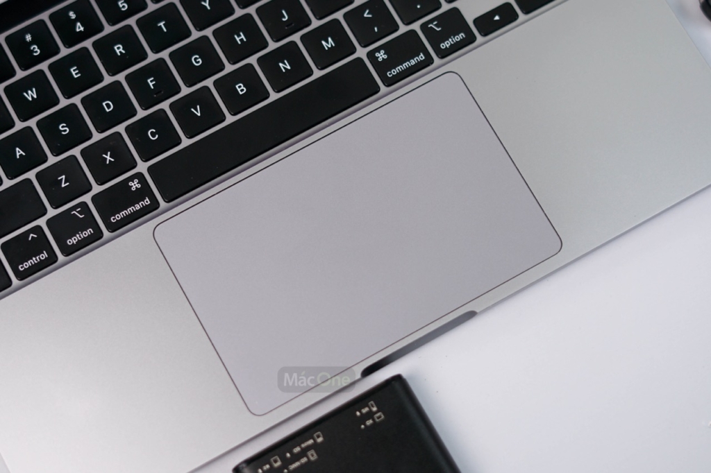 MacBook Pro 2022 13 inch Apple M2 8GB RAM 256GB SSD – Like New - ảnh 5