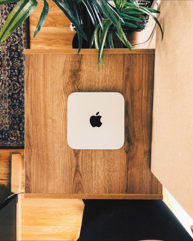 Mac mini M1 được bán giá bao nhiêu?