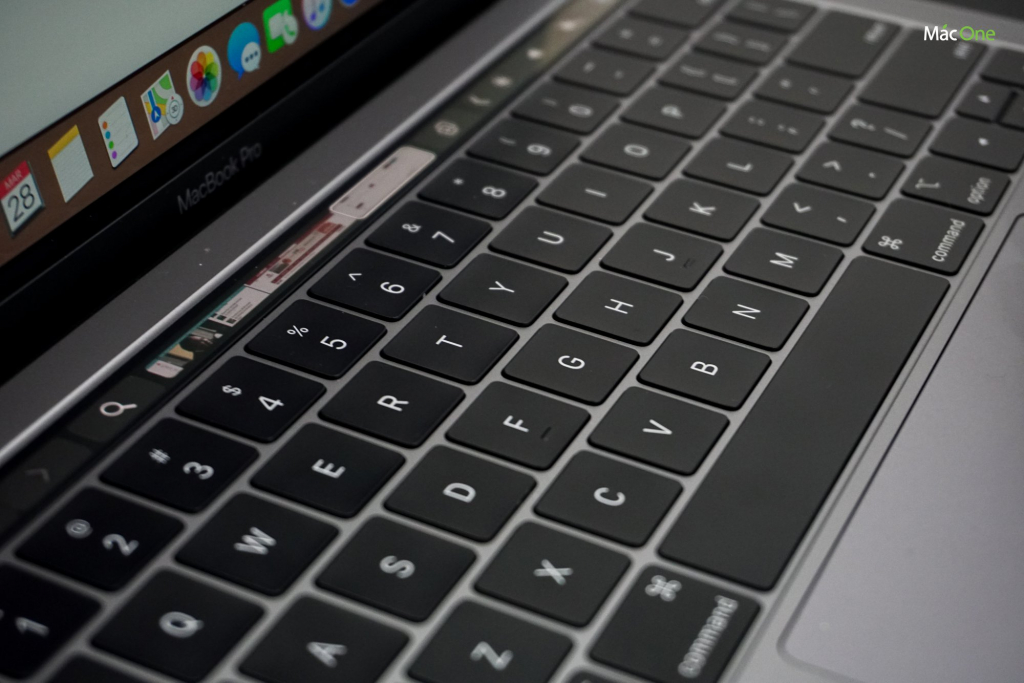 Bàn phím cải tiến  MacBook Pro 2018