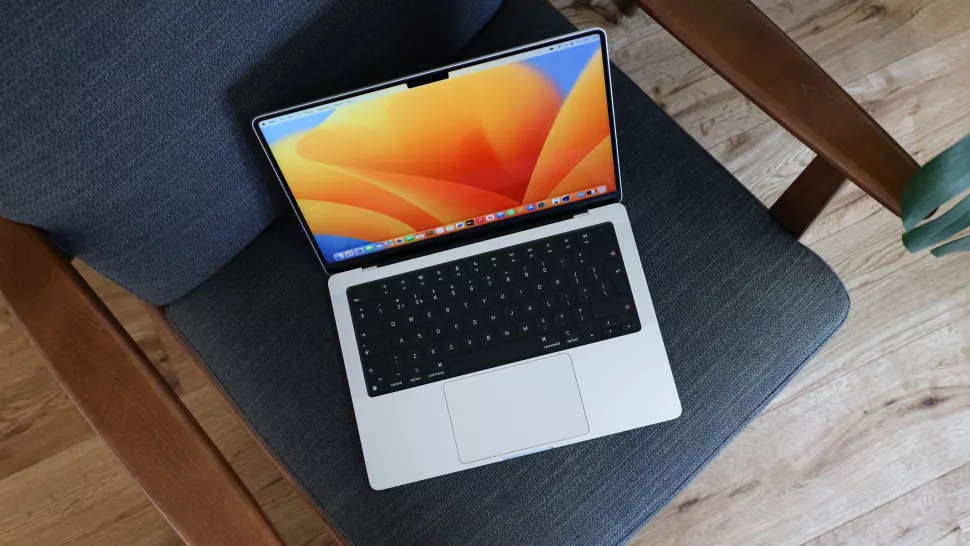 Khác biệt về hiển thị ở hai phiên bản Macbook Pro 16 inch