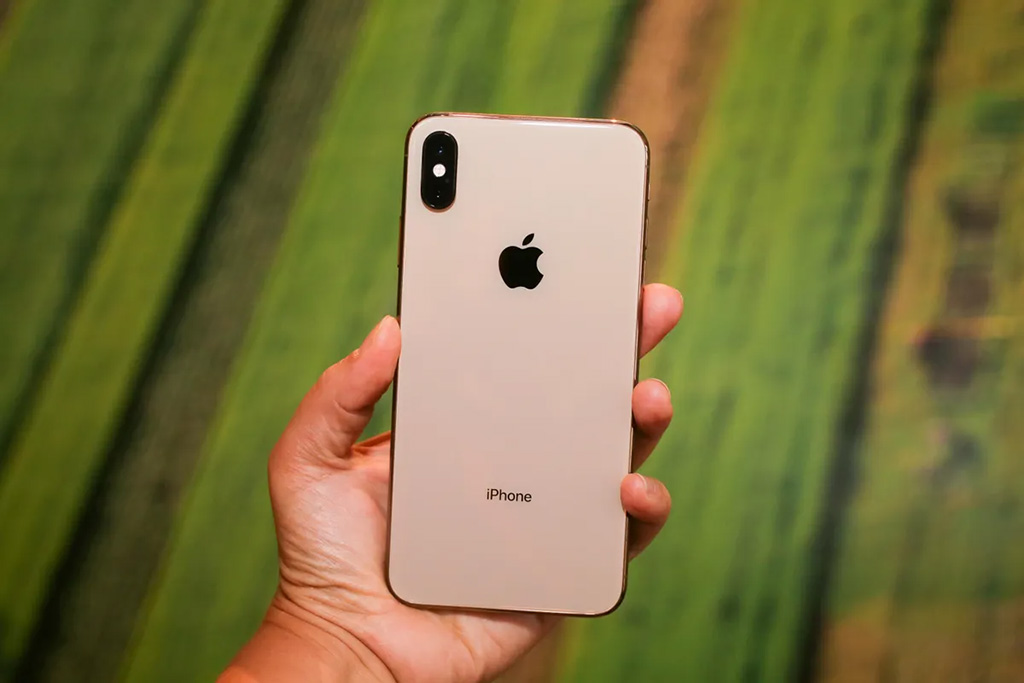 Ngoại hình mẫu iPhone XS Max