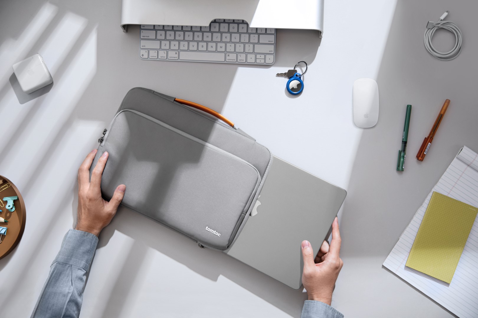 Túi chống sốc Tomtoc A14 Briefcase for Macbook Pro/Air 13-inch - ảnh 2