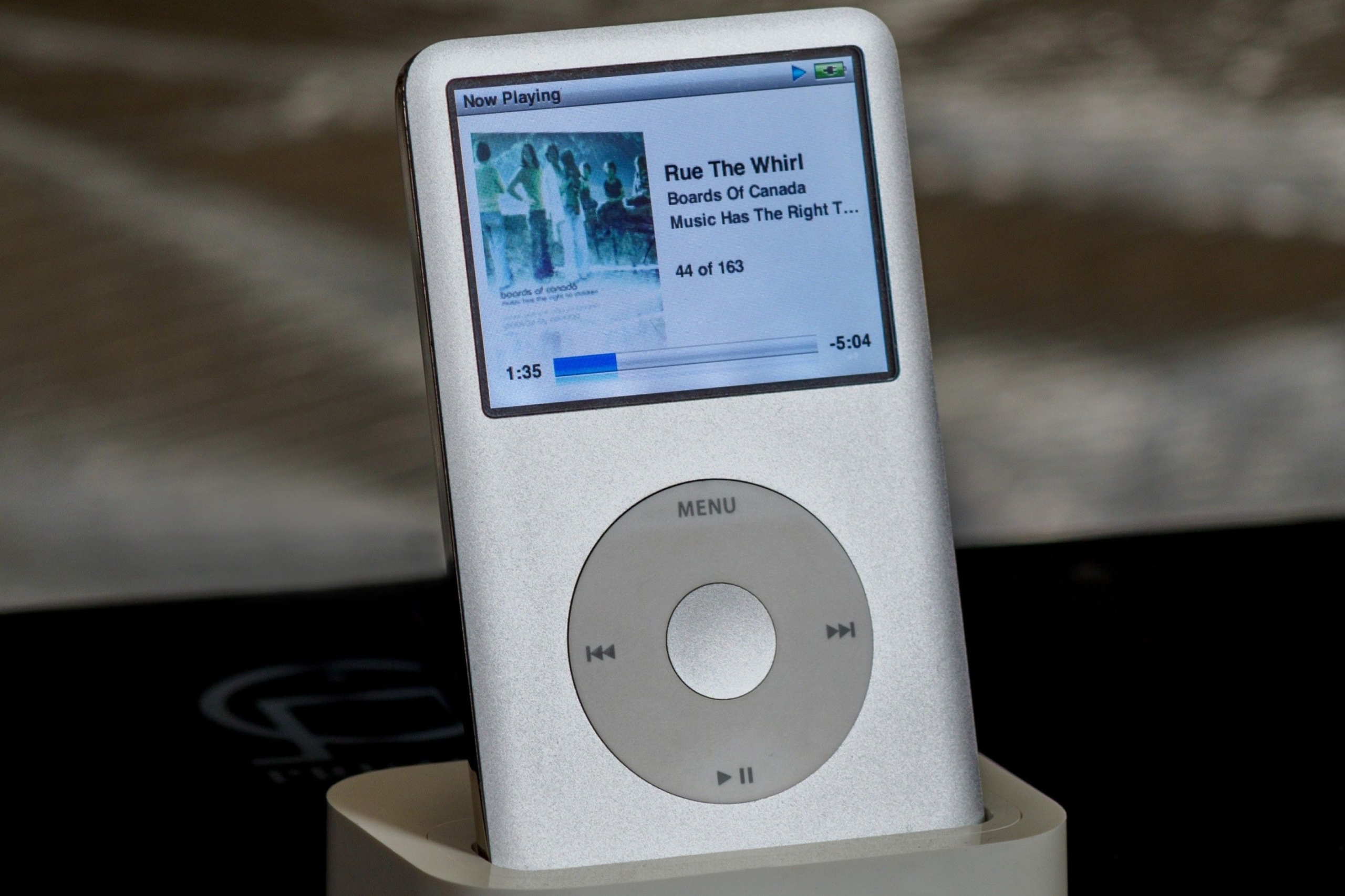 Kiệt Tác Apple Do Jony Ive Thiết Kế: Hành Trình Của Một Huyền Thoại - ảnh 4